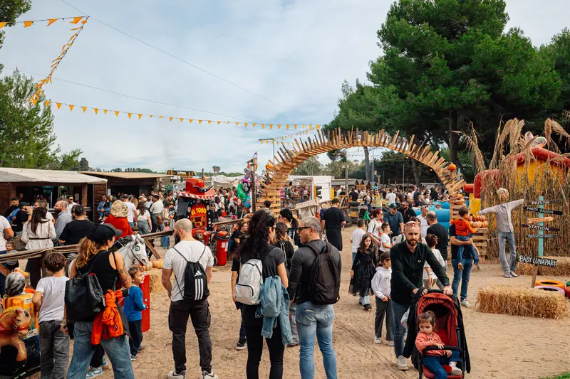 Arco di paglia e famiglie